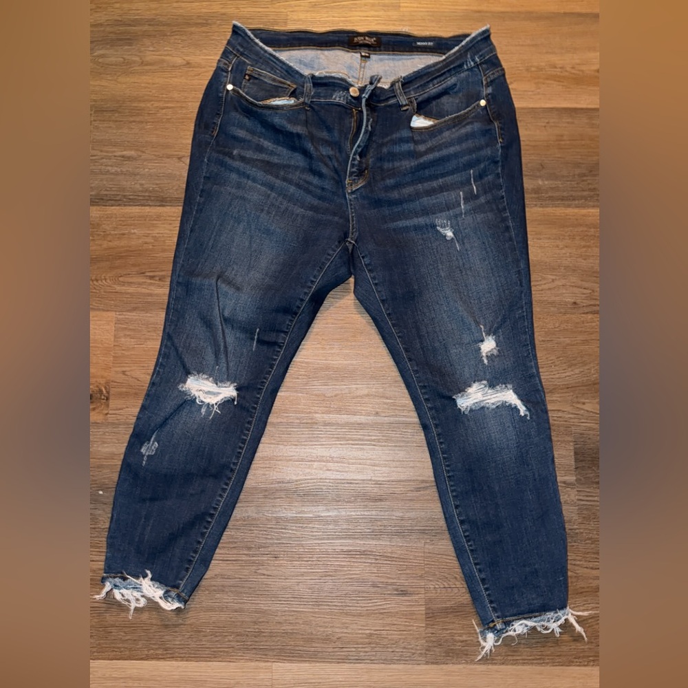 Judy Blue Dark Blue Distressed Boyfriend Jeans